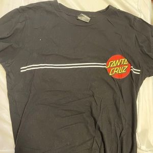 Black santa cruz t shirt
